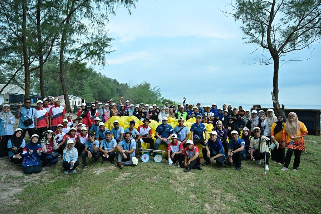 https://news.umpsa.edu.my/community/program-plogging-sempena-hari-bumi-2025-himpun-564-kg-sampah-di-pantai-tanjung-gosong